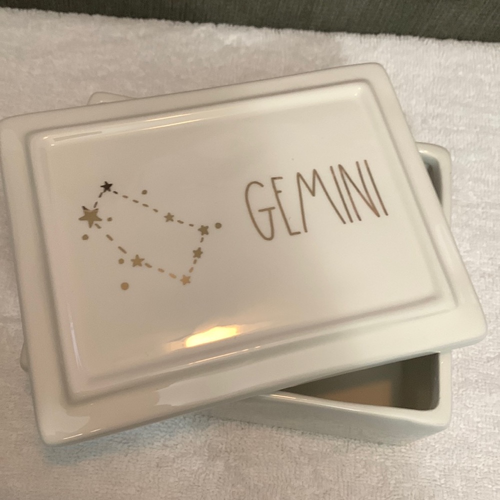 Gemini Rae Dunn jewelry box
